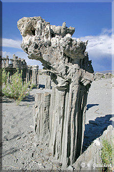Tufa Skulptur